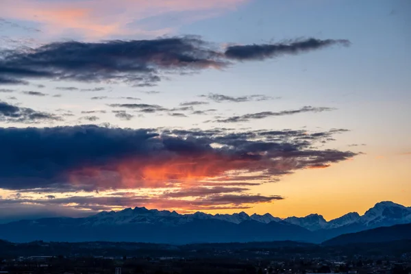 Sol Vai Atrás Das Nuvens Sobre Campo Udine Friuli Venezia — Fotografia de Stock