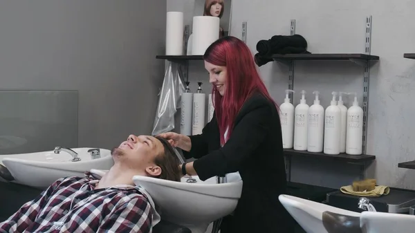 Warsaw Poland June 2019 Hair Stylist Washing Man Head Hair — Stock Photo, Image