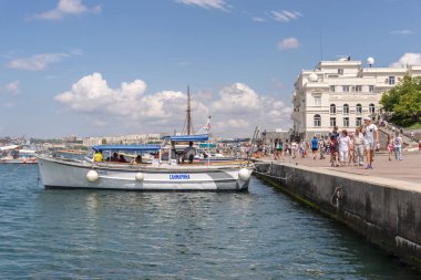 Sevastopol, Crimea - 26 Temmuz: Sevastopol, Crimea içinde üzerinde 26 Temmuz 2018 Sevastopol sanat koyda.