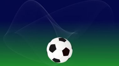 Yeşil çimenlerin üzerinde haddeleme futbol topu