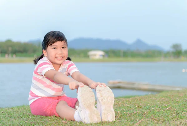 Happy Girl Exercise Health Park Evening Healthy Leisure Concept — Stock Photo, Image