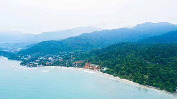 Letecká anténa pláže Klong Prao v Koh Changu — Stock fotografie