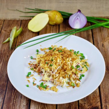 Masada patates ve bezelye tabağı