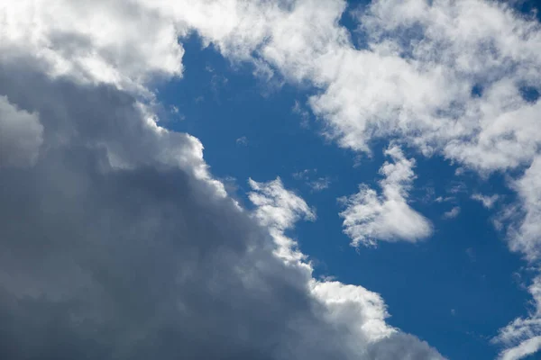 Blauwe Lucht Witte Wolk Achtergrond — Stockfoto