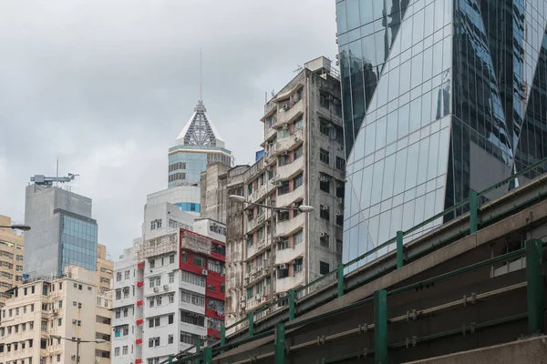 China Hongkong April 2019 Laag Hoek Aanzicht Van Residentiële Hoogbouw — Stockfoto