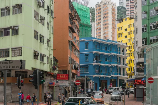 China Hongkong April 2019 Uitzicht Mensen Lopen Door Straten Van — Stockfoto