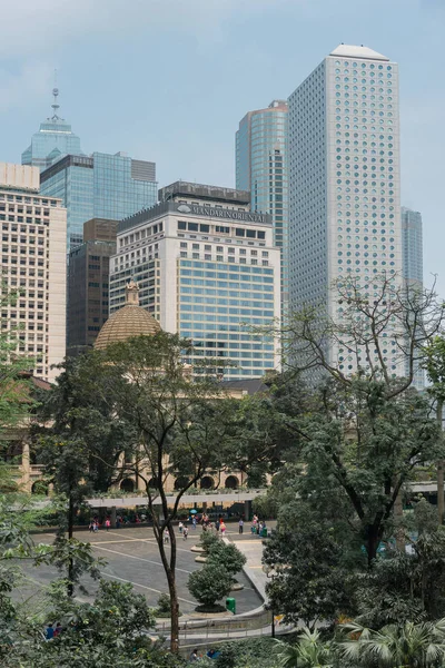 Kina Hong Kong April 2019 Beskåda Bostads Höghus Med Balkonger — Stockfoto