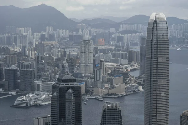 2019年4月24日 香港中环低角住宅大厦 — 图库照片