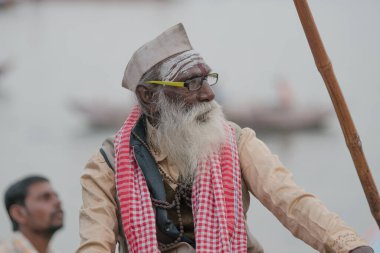 Hindistan 'daki dini bayram gününde