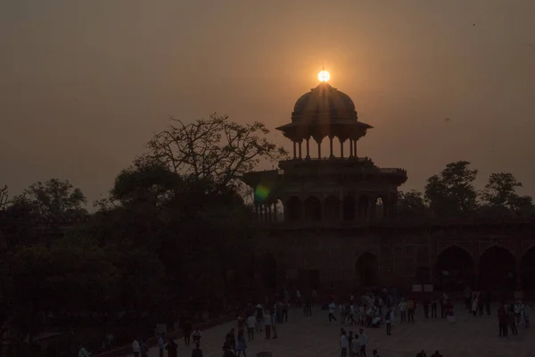 Vista Templo Noite Com Pôr Sol — Fotografia de Stock