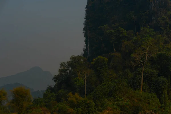 Vue Fascinante Sur Les Montagnes Dans Brouillard — Photo