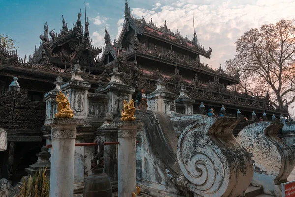 Antik müze kalesi inşaatı