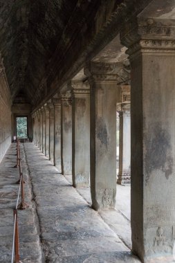 Angkor Wat, Kamboçya 'daki antik tapınak.