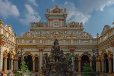 Parktaki güzel mimari manzarası