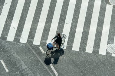 8 Nisan 2019: Tokyo, Japonya 'daki insanlar 