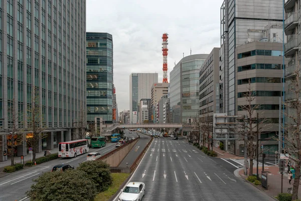 建物や車で中国の通りの眺め — ストック写真