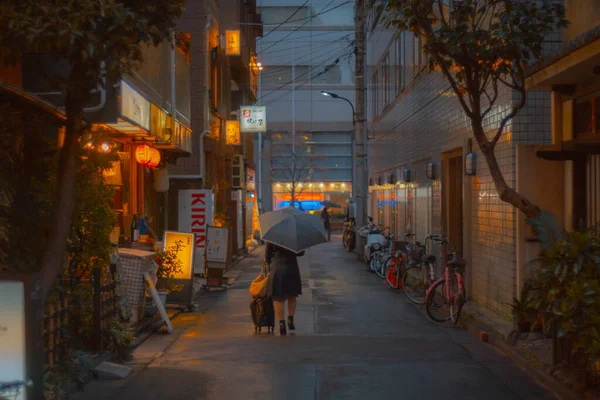 Blick Auf Die Straße Chinas Mit Gebäuden Und Menschen Regentagen — Stockfoto