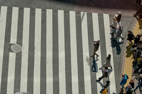 Vista Calle Con Gente Paso Peatones —  Fotos de Stock