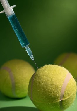 Tenis topları ile doping ile şırınga