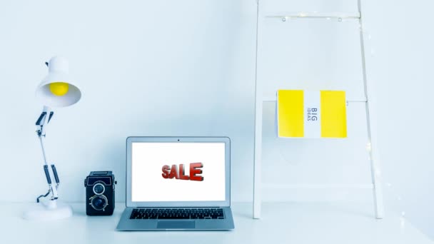 Επιγραφή Πώληση Μικρό Μια Οθόνη Laptop Ένα Λευκό Δωμάτιο — Αρχείο Βίντεο