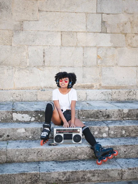 Black Girl Roller Skates Listening Music Headphones — Stock Photo, Image