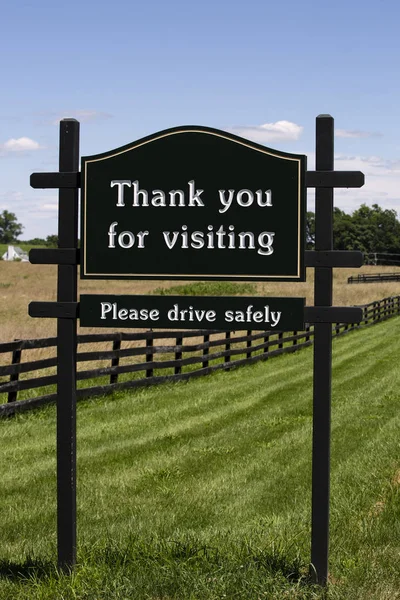 Thanks Visiting Sign Upperville Virginia — Stock Photo, Image