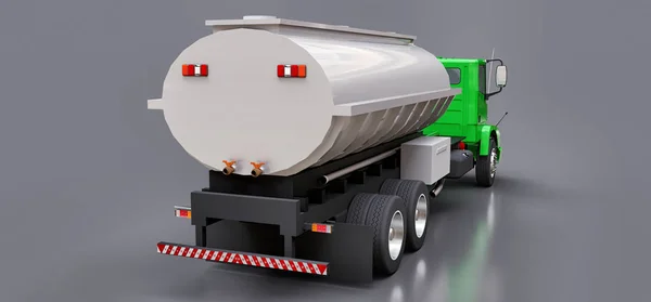 Velké Zelené Kamion Tanker Leštěného Kovu Přívěsu Pohledy Všech Stran — Stock fotografie