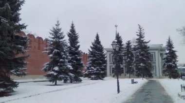 Rusya, Tula, 14 Aralık 2018, öğlen. Ortaçağ Kalesi Tula Kremlin duvara yakın.
