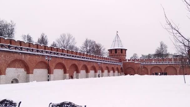 冬のロシアの要塞の壁そしてタワー — ストック動画