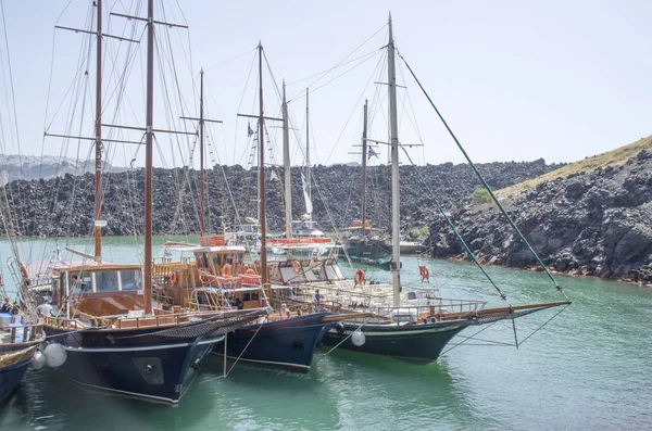 Bağlantı noktası Nea kami Santorin volkanik ada ahşap gemi