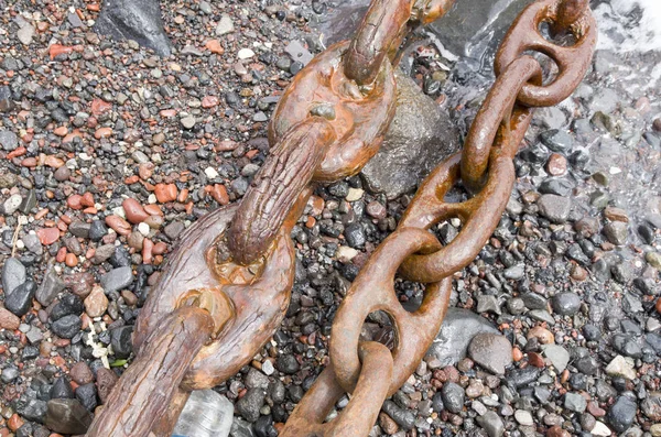Two Old Rusty Shipping Chains Seashor — Stock Photo, Image