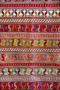 Renkli geleneksel Gürcü halı closeup Tiflis, Georgi Caddesi üzerinde