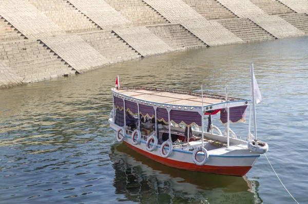 Motor Boat Walk Nile River Egyp — Stock Photo, Image