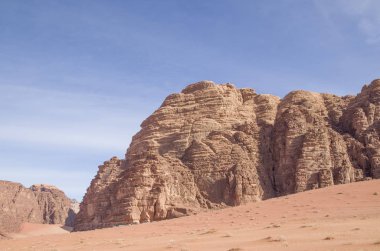 Wadi Rum çölde, Jorda kırmızı dağ
