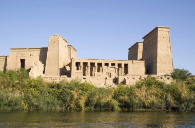 Isis Tapınağı Philae Aswan teknesindeki, Egyp yakın gelen