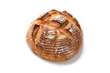 Beyaz arka planda izole edilmiş lezzetli taze pişmiş ekmek.