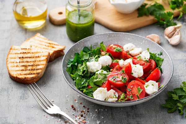 Fresh Classic Caprese Salad Cherry Tomatoes Mozzarella Balls Parsley Leaves — Stock Photo, Image