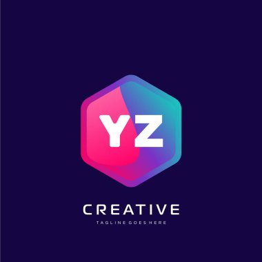 Renkli şablon vektörüyle ilk logo.