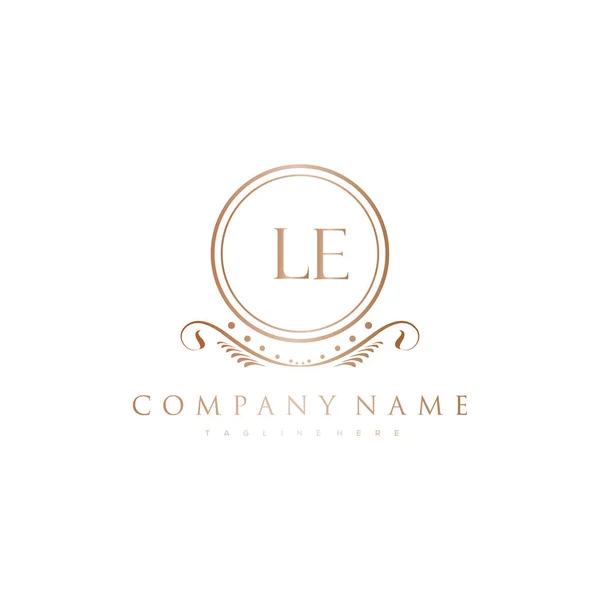 Royal Luxury Logo Template — 스톡 벡터