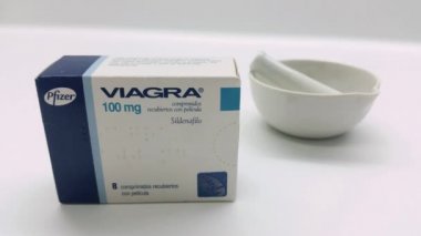 Madrid, İspanya 6 Ocak: Viagra uyuşturucu kutusu Ocak'ta 6, 2019 Madrid, İspanya.