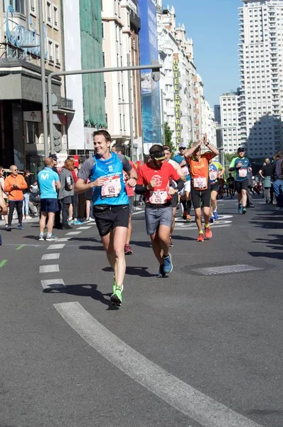 Läufer beim Madrider Marathon — Stockfoto