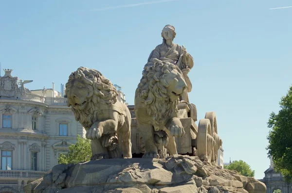 View of the statue of Cibeles — Stock Photo, Image