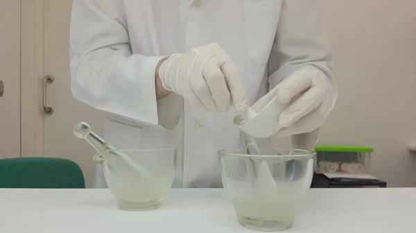 Merhem içinde reçete hazırlama 