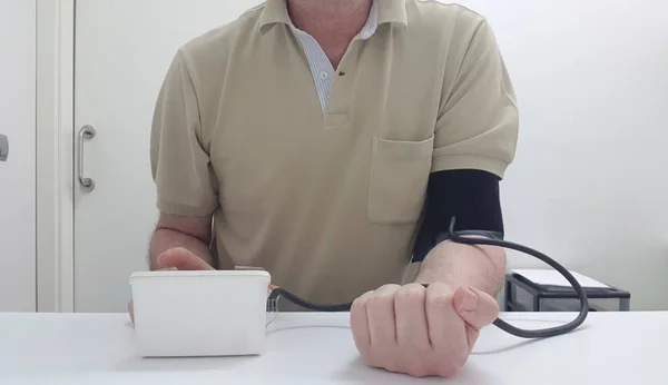 Arteriyel gerilimin alınması