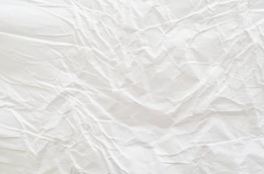 Arkaplanı buruşuk kağıtlarla kaplanmış..