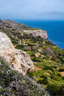 Fotoğraf Akdeniz, Malta ve Dingli Cliffs