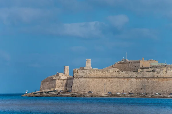 Valletta Malta Skyline Capitol Stad Met Blauwe Bewolkte Hemel Als — Stockfoto