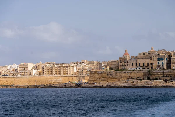 Вальехо Мальта Небо Над Столицей Фоне Голубого Облачного Неба — стоковое фото