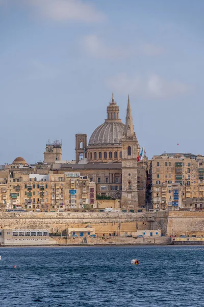 Valletta Malta Skyline Capitol Stad Met Blauwe Bewolkte Hemel Als — Stockfoto