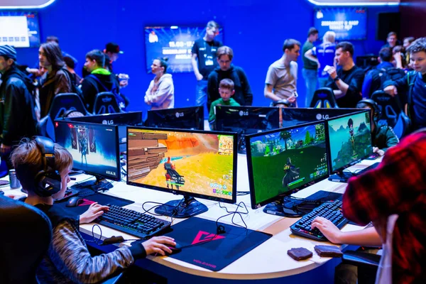 KATOWICE, POLONIA - 3 de marzo de 2019: Intel Extreme Masters 2019 - E —  Fotos de Stock